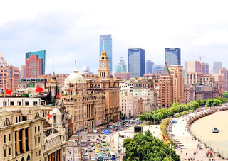 From Centuries-Old Pharmacies to Sara Jane’s Secret Chiropractor: Our Shanghai TCM Guide
